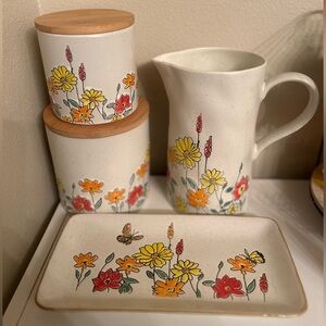 Spectrum Designz “Flower Valley” 4 pc Ceramic Set